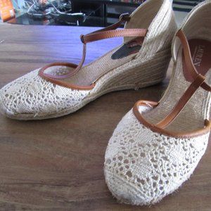 Ralph Lauren Platform Crochet Shoes. Women, Ladies Size 8. VGC